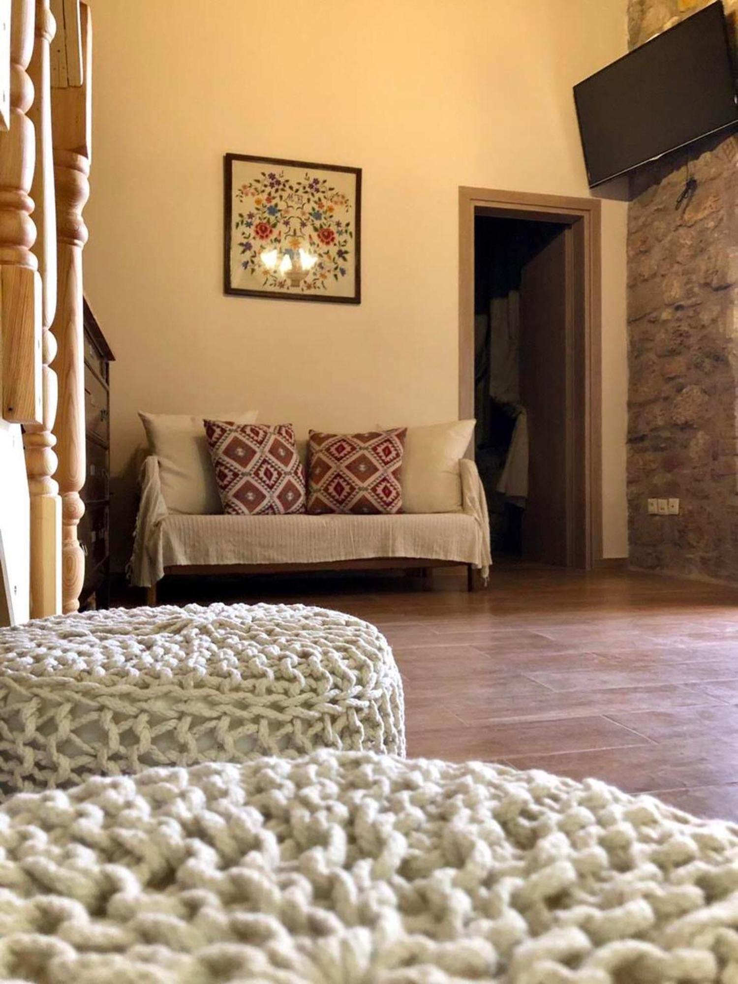 M&M Stone-Village House-Family-Vintage لينثوس المظهر الخارجي الصورة