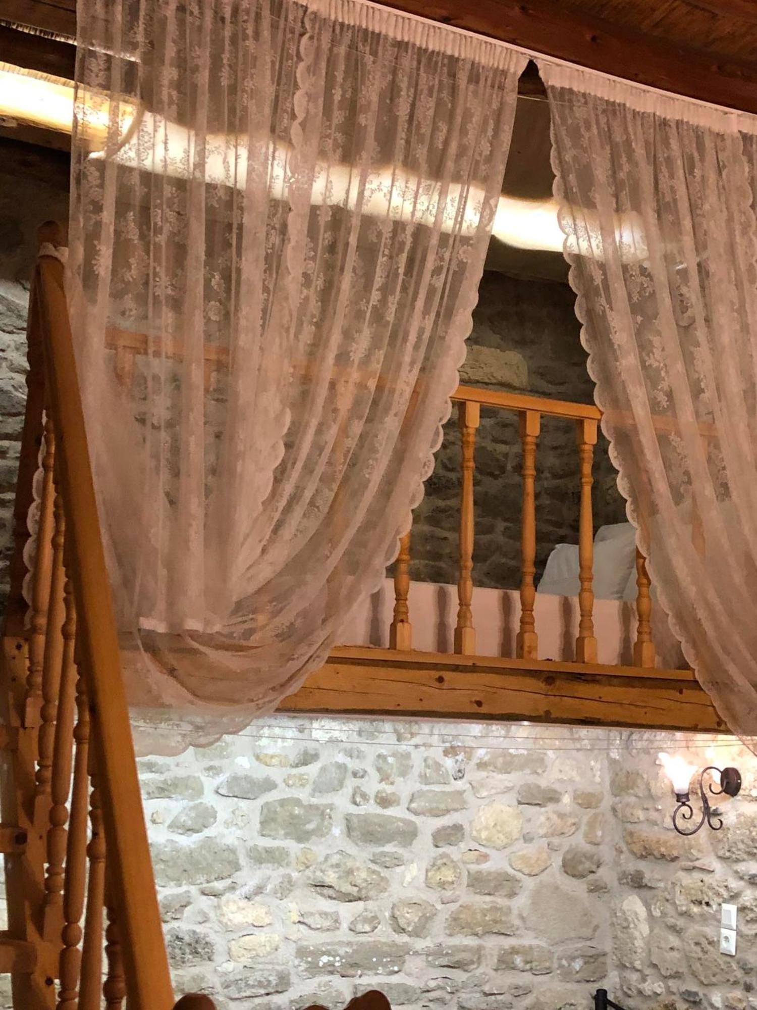 M&M Stone-Village House-Family-Vintage لينثوس المظهر الخارجي الصورة